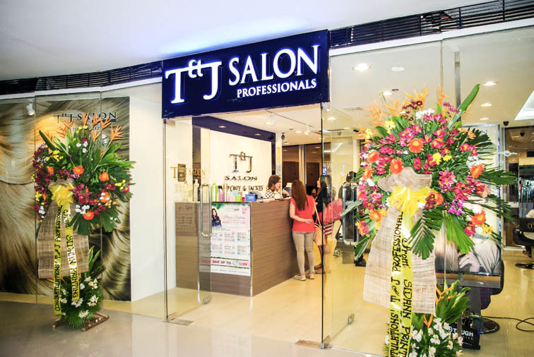 EASTWOOD CYBER & FASHION MALL